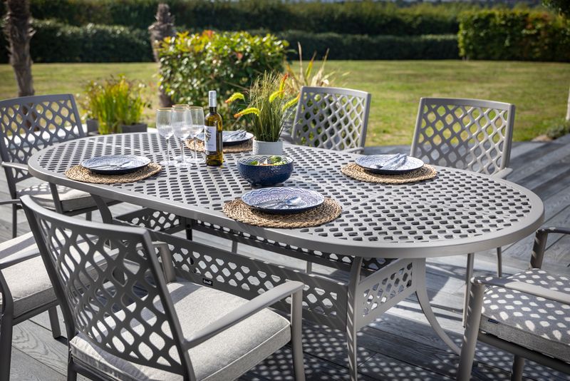 Avebury Outdoor 6 Seat Oval Dining Set | Hartman - Image 5