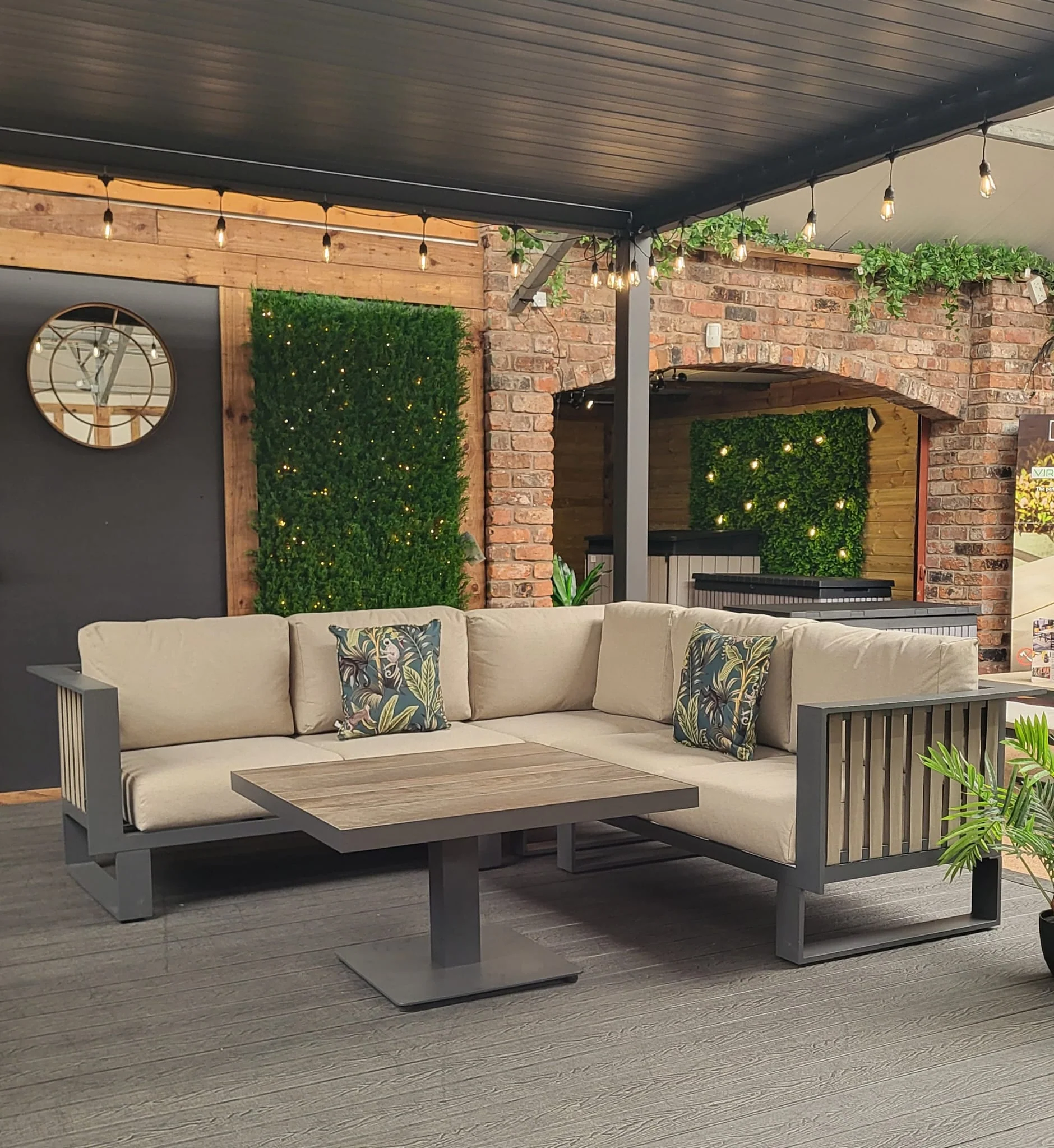 Bologna Compact Corner Sofa Set with 90cm Adjustable Table | Garden Impressions - Image 3