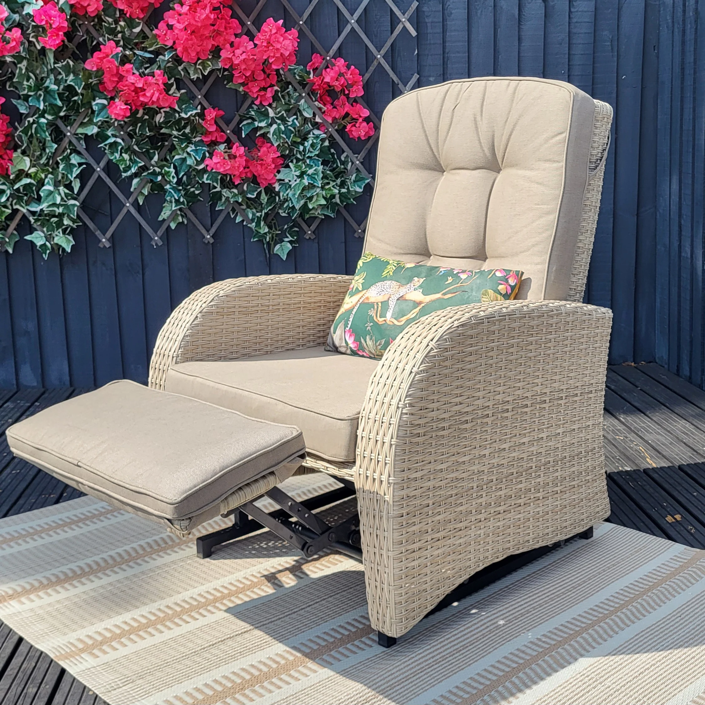 Bowness Rocking and Reclining Outdoor Chair in Natural | Vila - Image 6