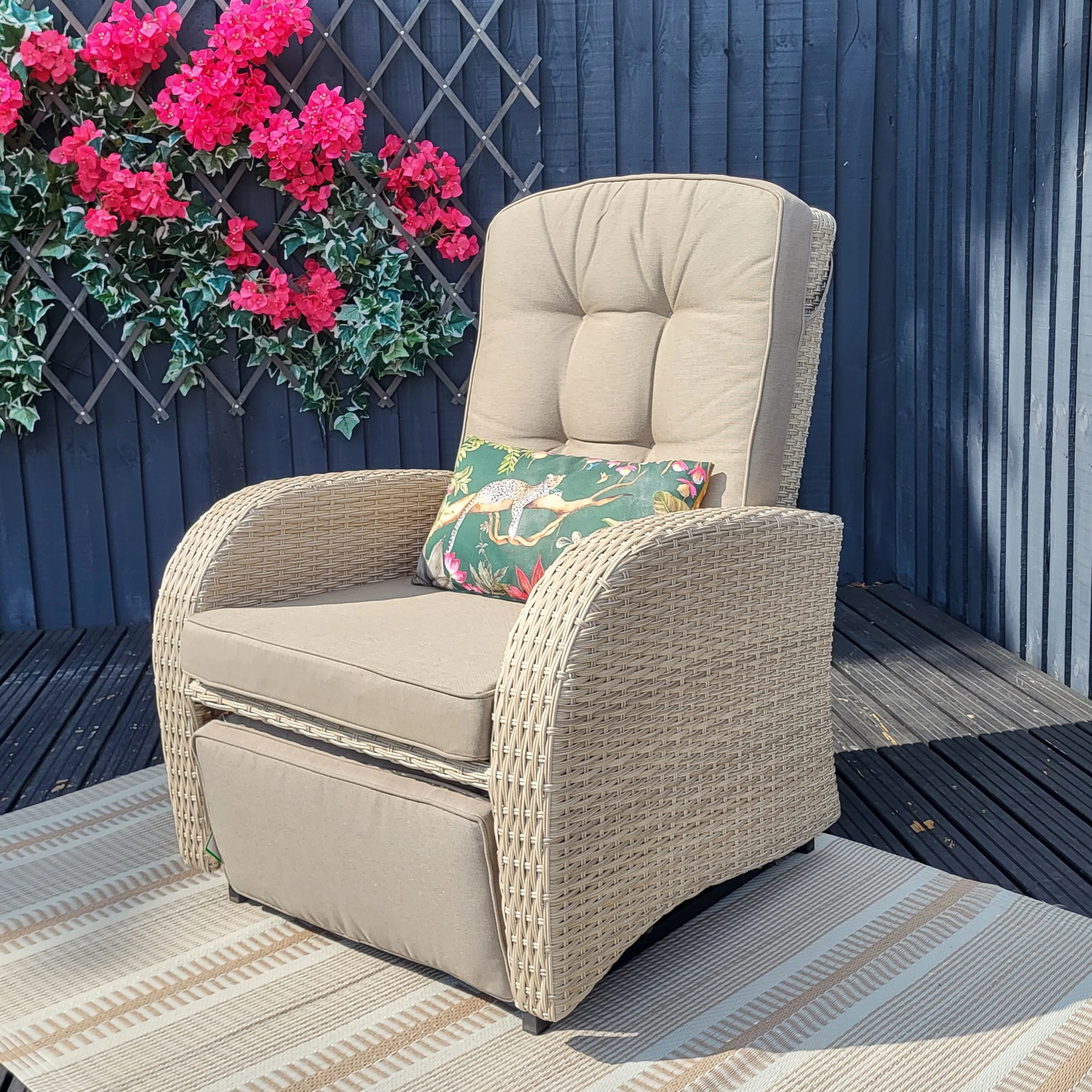 Bowness Rocking and Reclining Outdoor Chair in Natural | Vila - Image 7