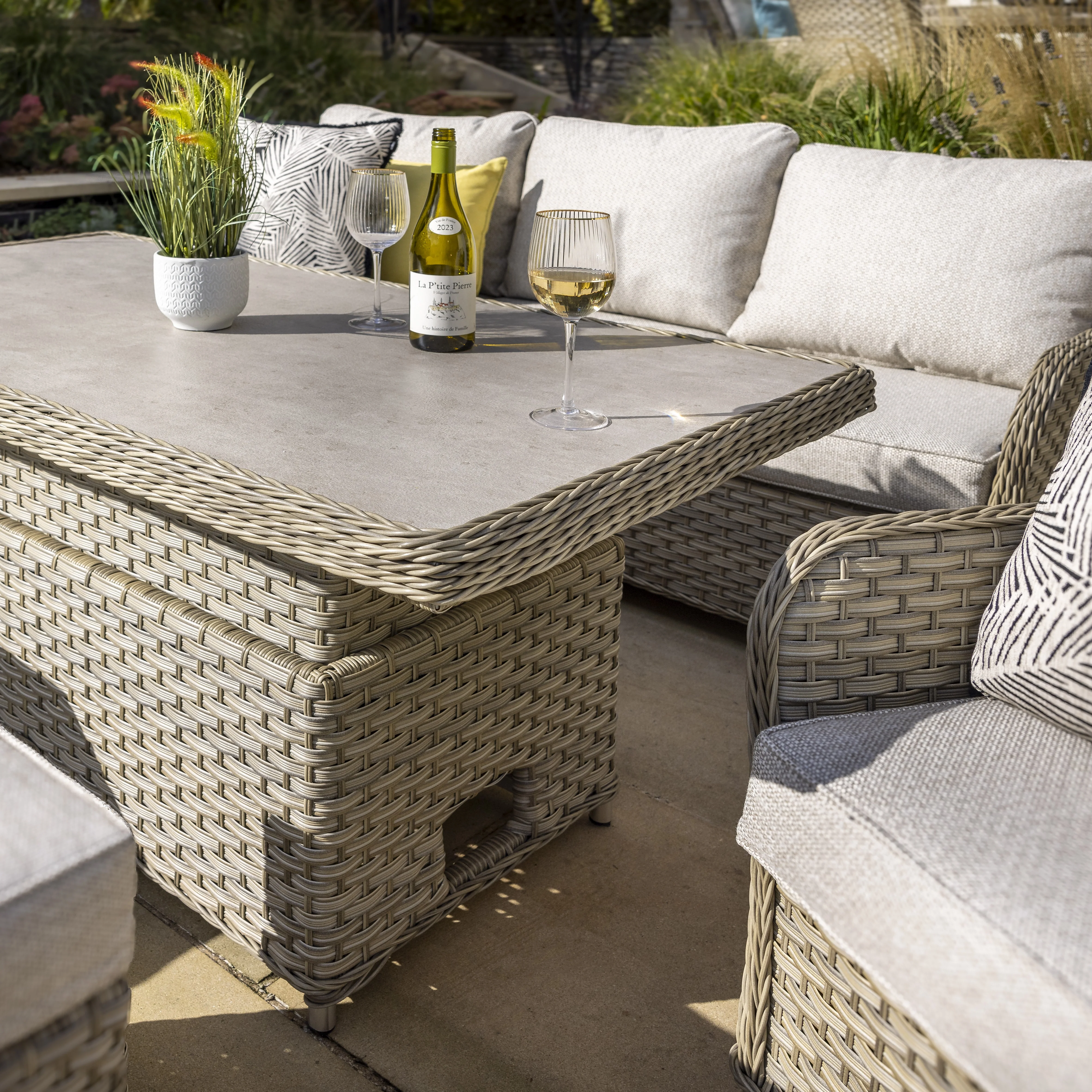 Eton Outdoor 3 Seat Casual Lounge Set With Adjustable Table | Hartman - Image 3