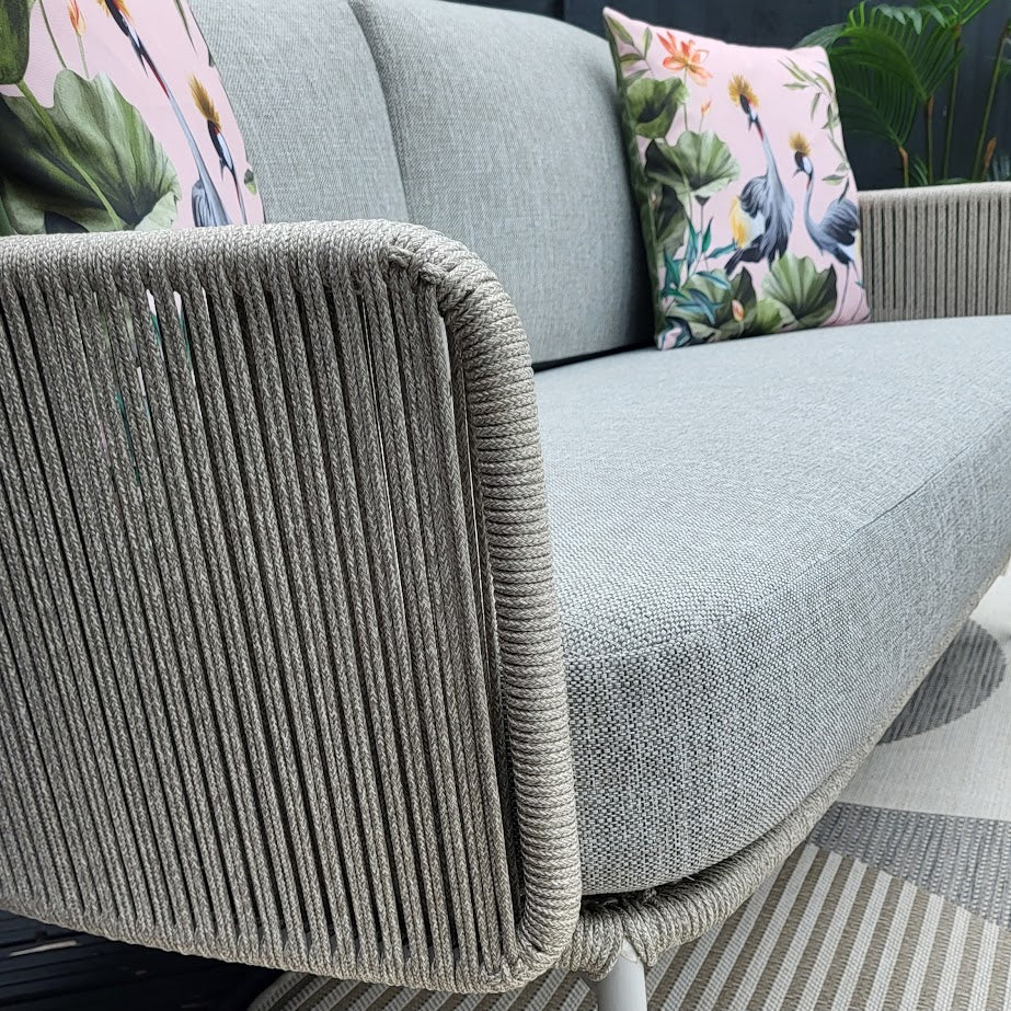 EX-DISPLAY Bernini Outdoor Lounge 2.5 Sofa | 4 Seasons Outdoor - Image 2