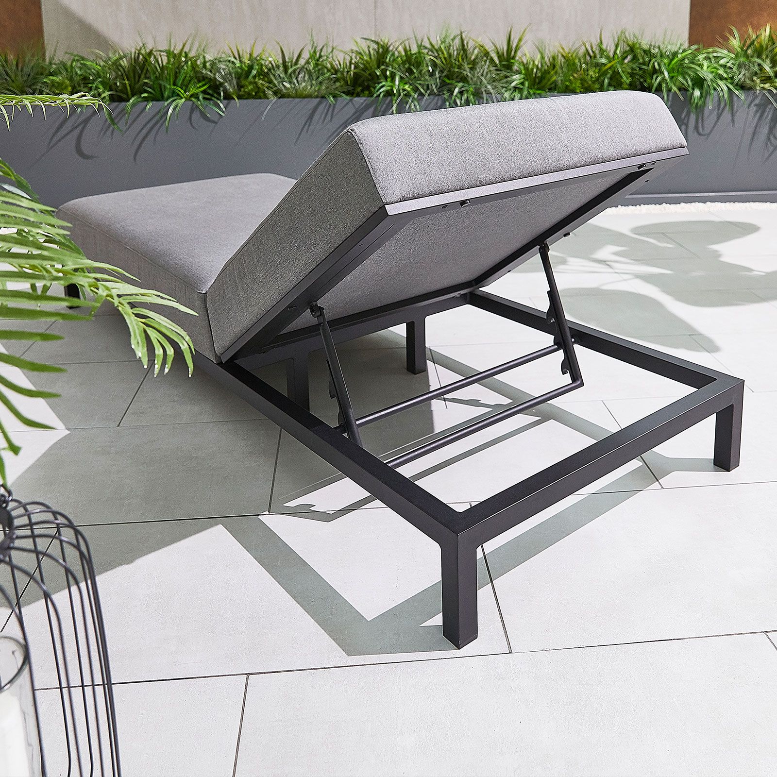 EX-DISPLAY - Sunny Outdoor Fabric Sun Lounger by Nova - Image 7