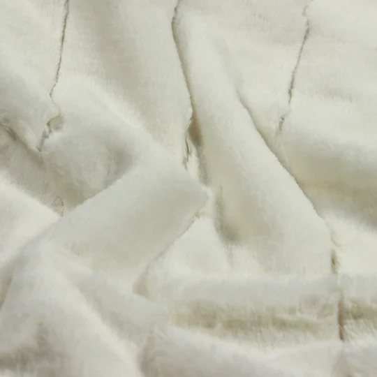 Garden Furniture Accessories - Empress Faux Fur Throw - Cream - Image 4
