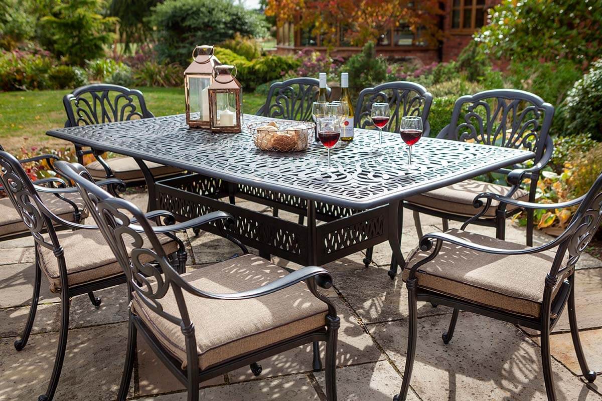 Outdoor Dining 8 Seat Rectangular in Cast Aluminium - Amalfi By Hartman - Image 3