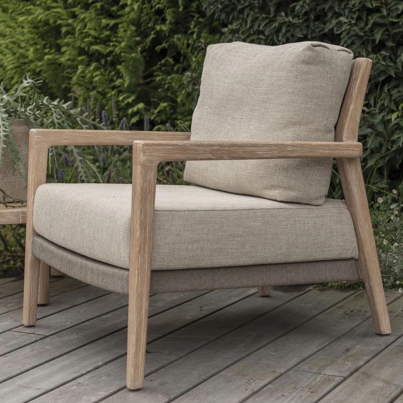 Julia Relax Bistro | 4 Seasons Outdoor - Image 3