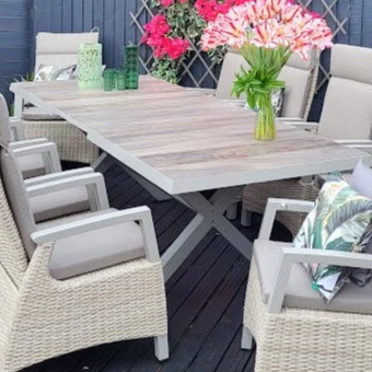 Kendal Large Extending Dining Table in Natural | Vila - Image 3