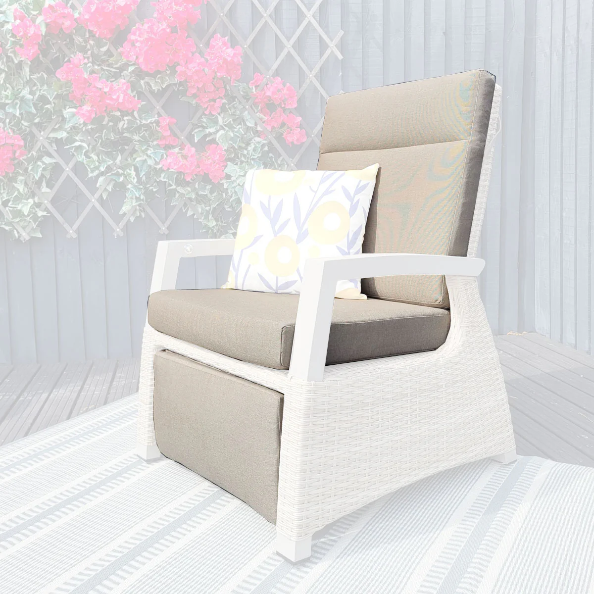 Kendal Large Reclining Chair All Weather Replacement Cushions - Natural | Vila