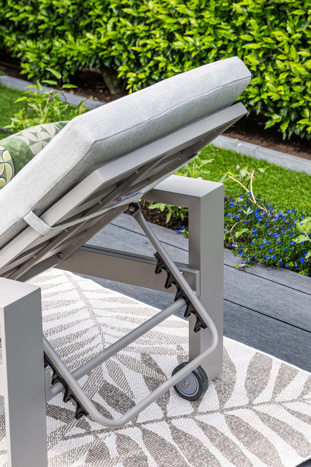 Levanto Sunlounger | Garden Impressions - Image 11