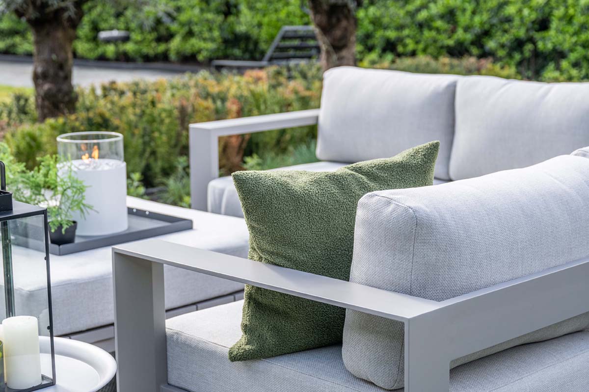 Levanto Square Corner Outdoor Lounge Set | Garden Impressions - Image 3