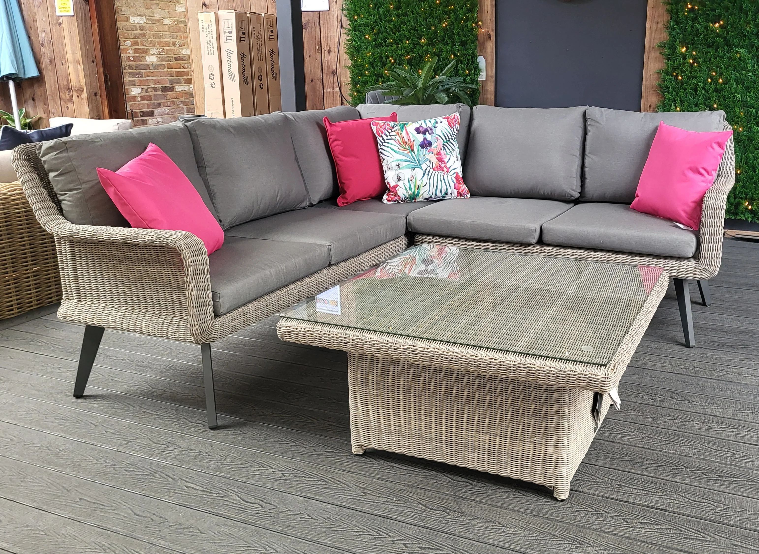 Memphis Compact Cosy Dining Corner - Grey by 4 Seasons Outdoor - Image 3