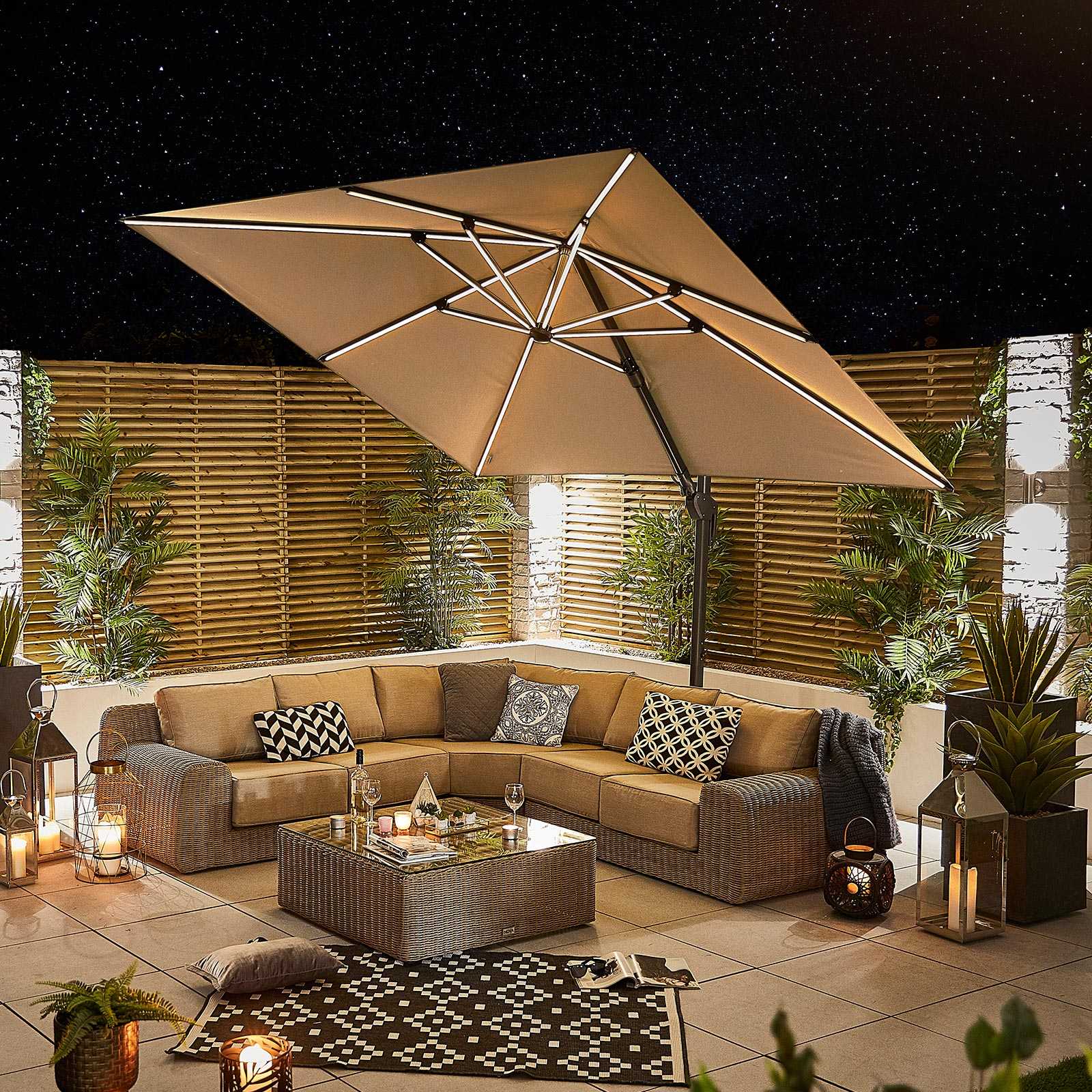 Nova | Galaxy 3m Square Cantilever Parasol with LED Lights in Beige