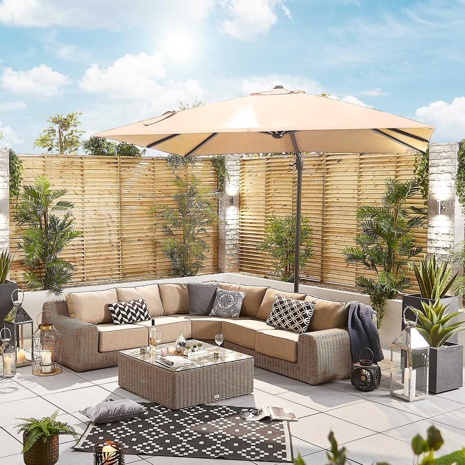 Nova | Galaxy 3m Square Cantilever Parasol with LED Lights in Beige - Image 11