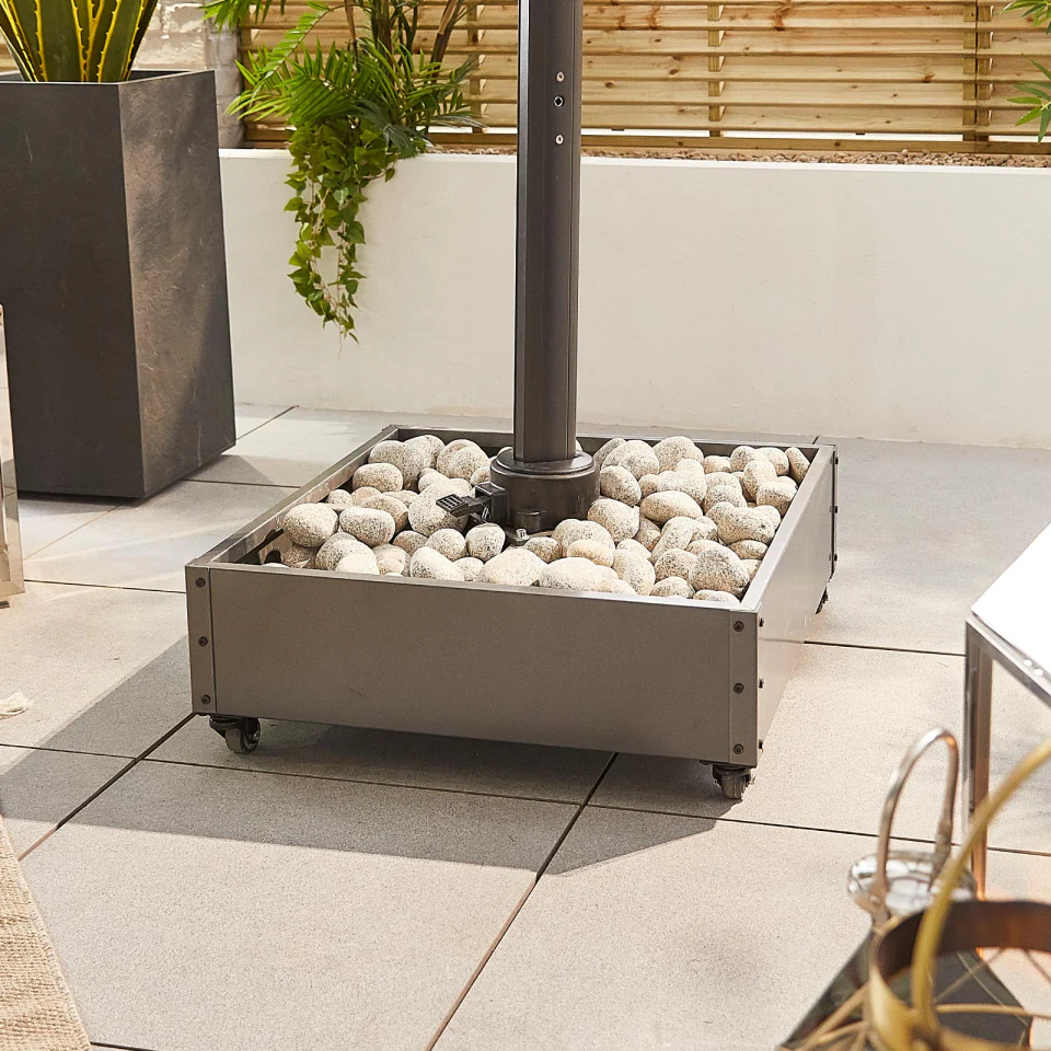 Nova | Galaxy 3m Square Cantilever Parasol with LED Lights in Grey - Image 8