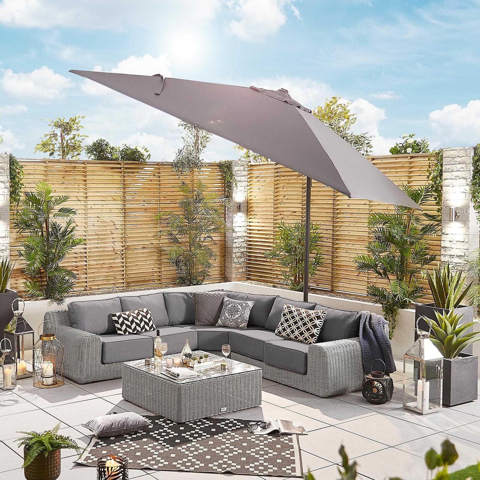 Nova | Galaxy 3m Square Cantilever Parasol with LED Lights in Grey - Image 6
