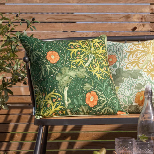 Seaweed Scatter Cushion - Morris & Co (Forest Green)