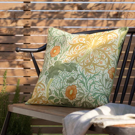 Seaweed Scatter Cushion - Morris & Co (Stone/Sunflower)