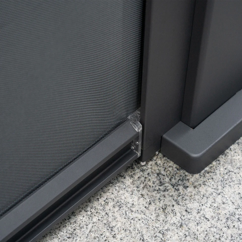 Titan Privacy Screen 2.4m | Nova - Image 5