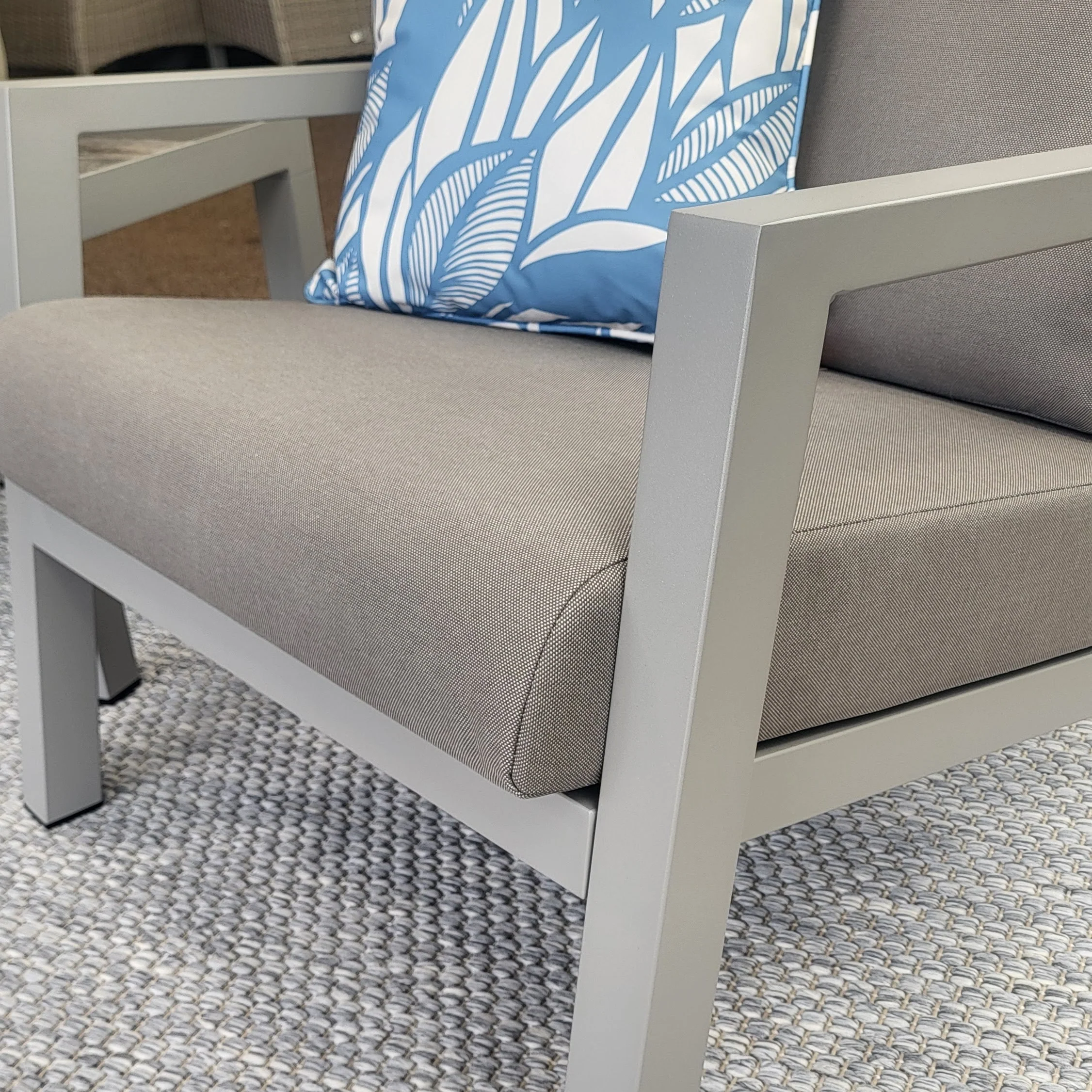 Triton Bistro Set - Natural - All Weather | Vila - Image 2